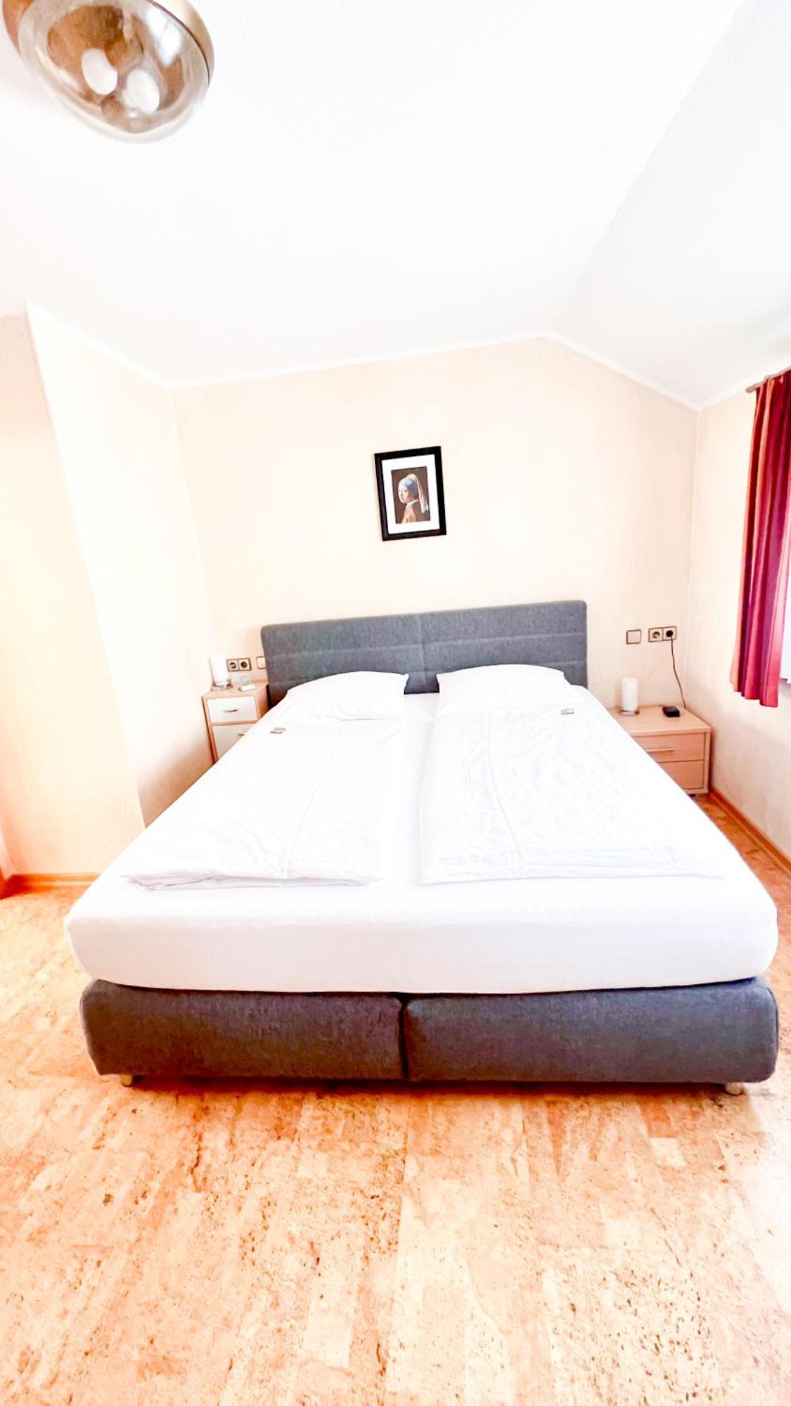 Hotel Zur Loreley - Garni Санкт-Гоар Экстерьер фото