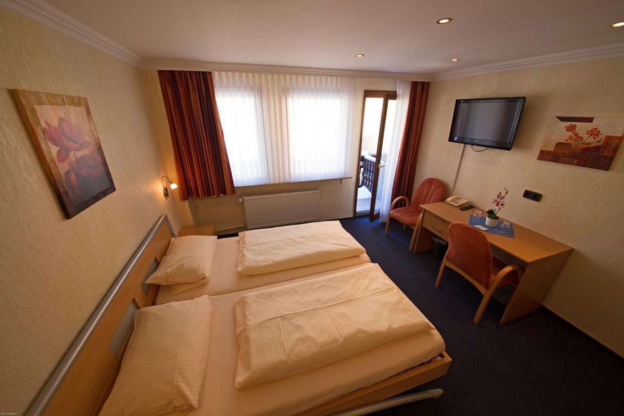 Hotel Zur Loreley - Garni Санкт-Гоар Экстерьер фото