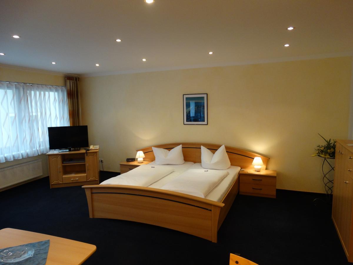 Hotel Zur Loreley - Garni Санкт-Гоар Экстерьер фото